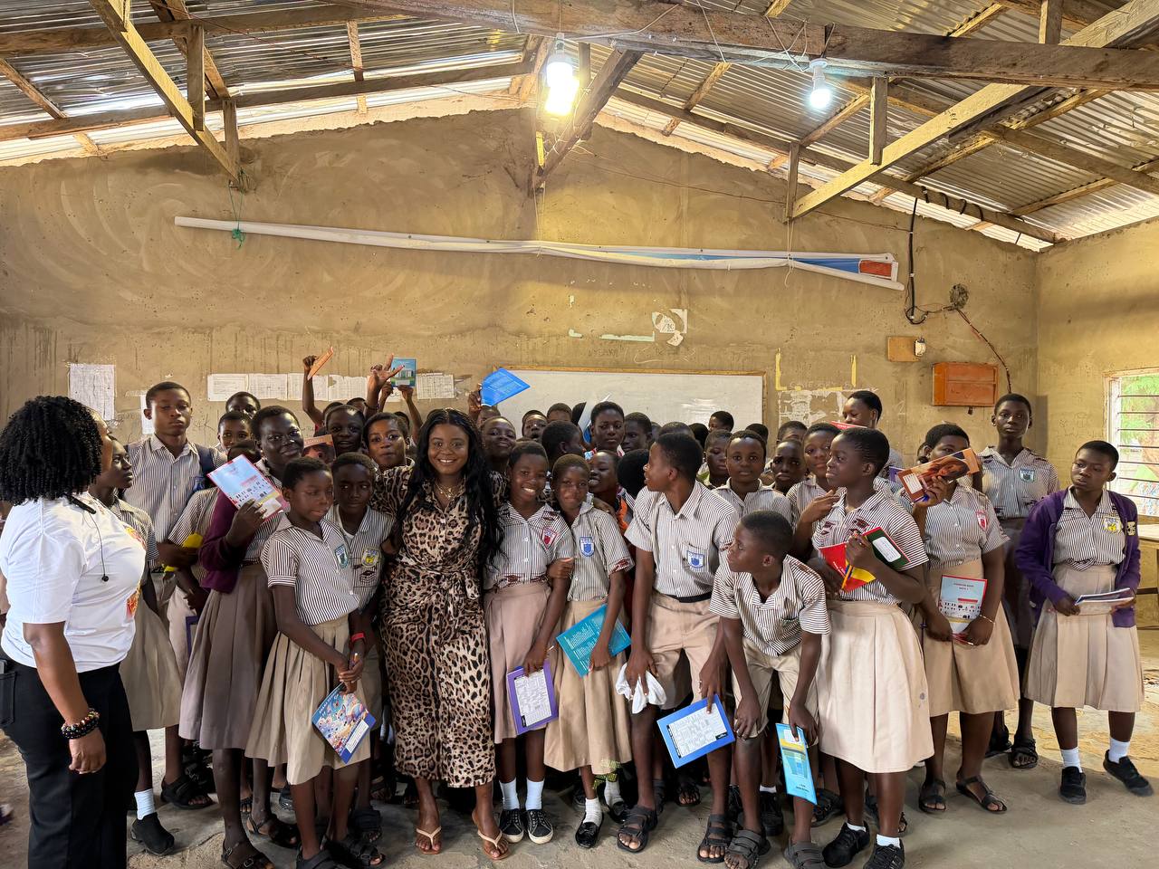 Queen Della Foundation Extends Support to Kotobabi No. 2 TWMA Primary A School